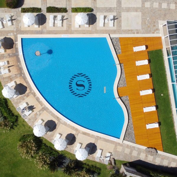 piscina dron